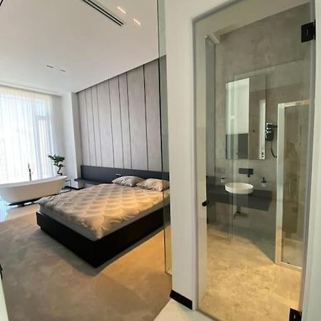 Luxury Penthouse Prishtina Apartment Prishtinë Ngoại thất bức ảnh