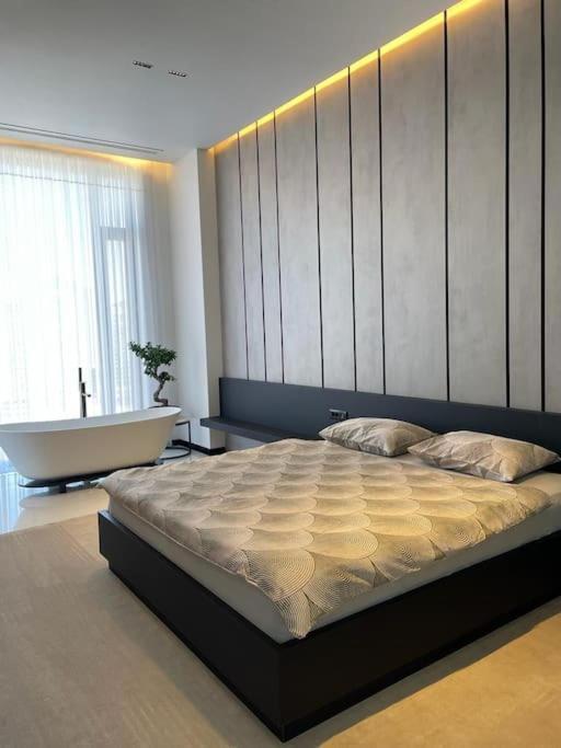 Luxury Penthouse Prishtina Apartment Prishtinë Ngoại thất bức ảnh